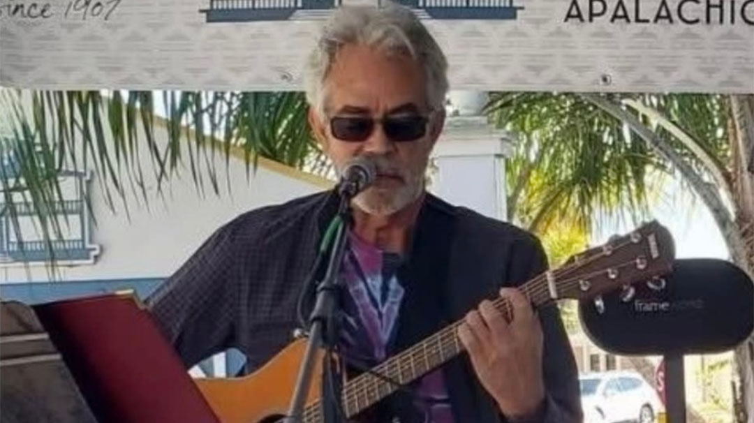 highlands-nc-live-music-david-lloyd