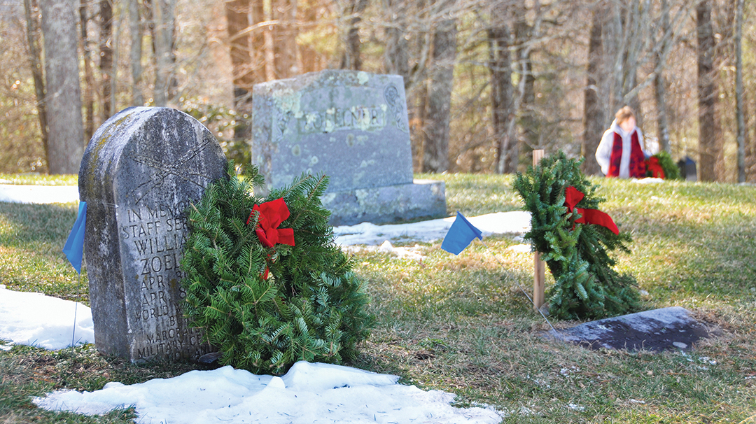 highlands-nc-wreaths-across-america-snow-graves