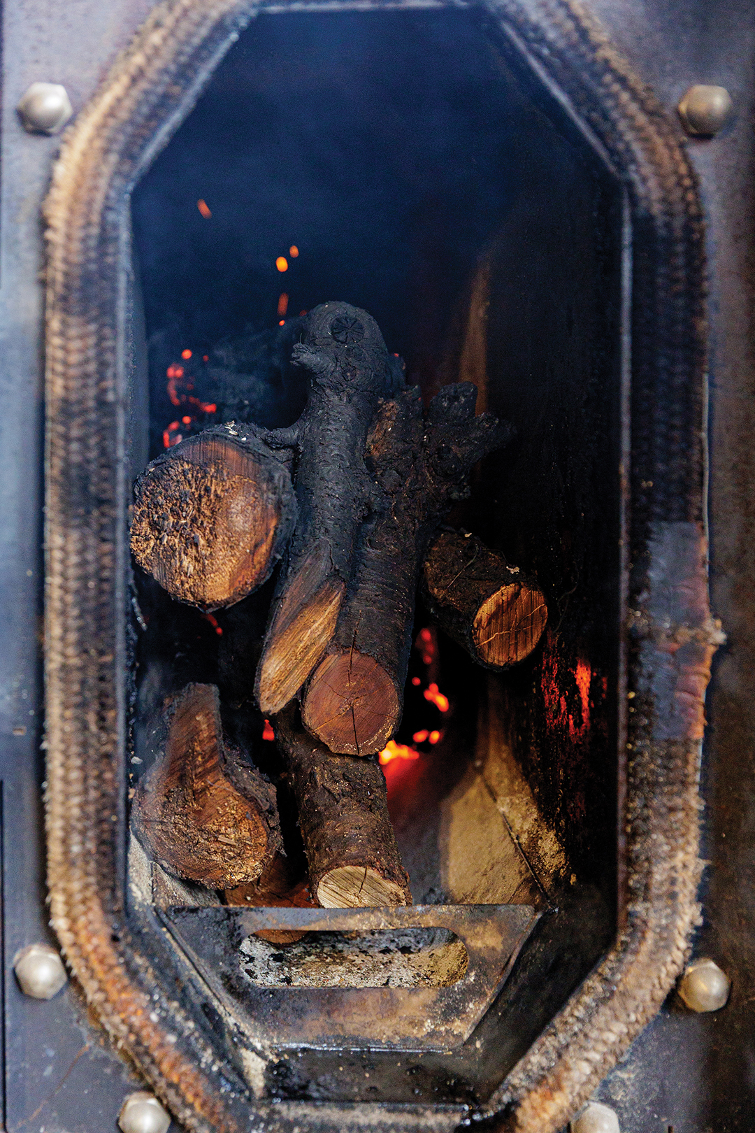 cashiers-nc-duck-hawk-provisions-tuna-wood