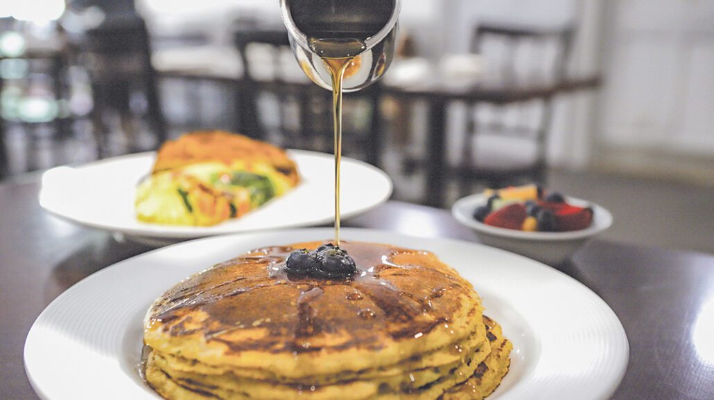 highlands-cashiers-nc-winter-comfort-dining-zookeeper