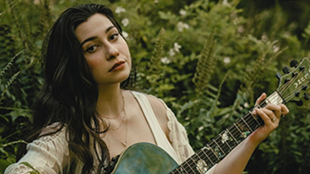 highlands-nc-high-country-wine-provisions-live-music-breeze-cable