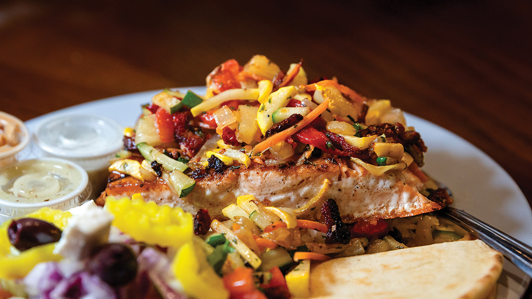 highlands-nc-restaurant-don-leons-salmon