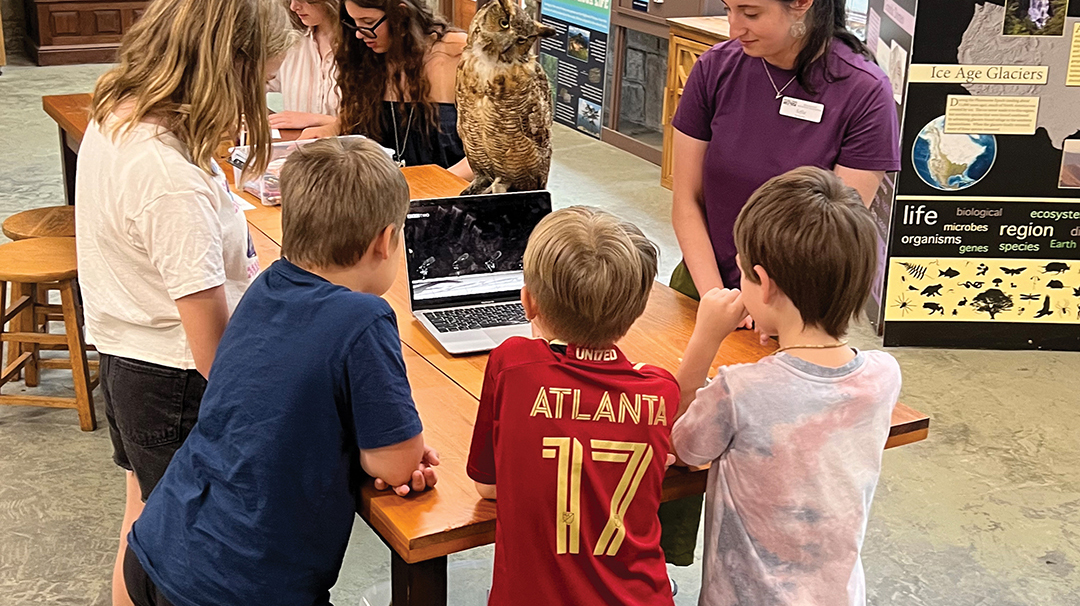 highlands-nc-biological-statoin-Sofia_helping_at_the_Highlands_Nature_Center