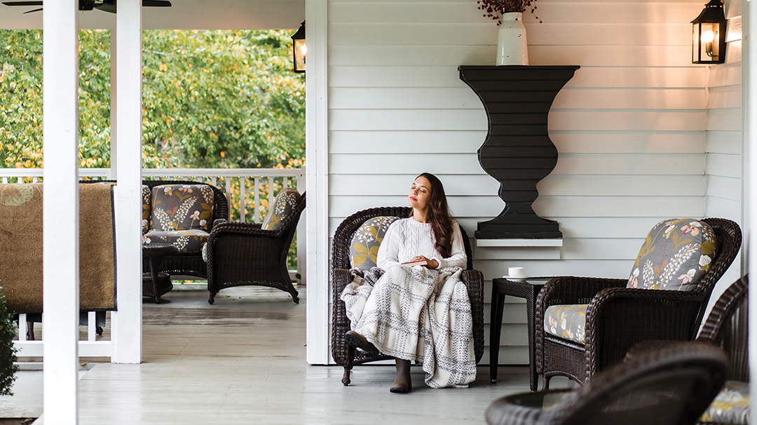 highlands-nc-old-edwards-half-mile-local-love