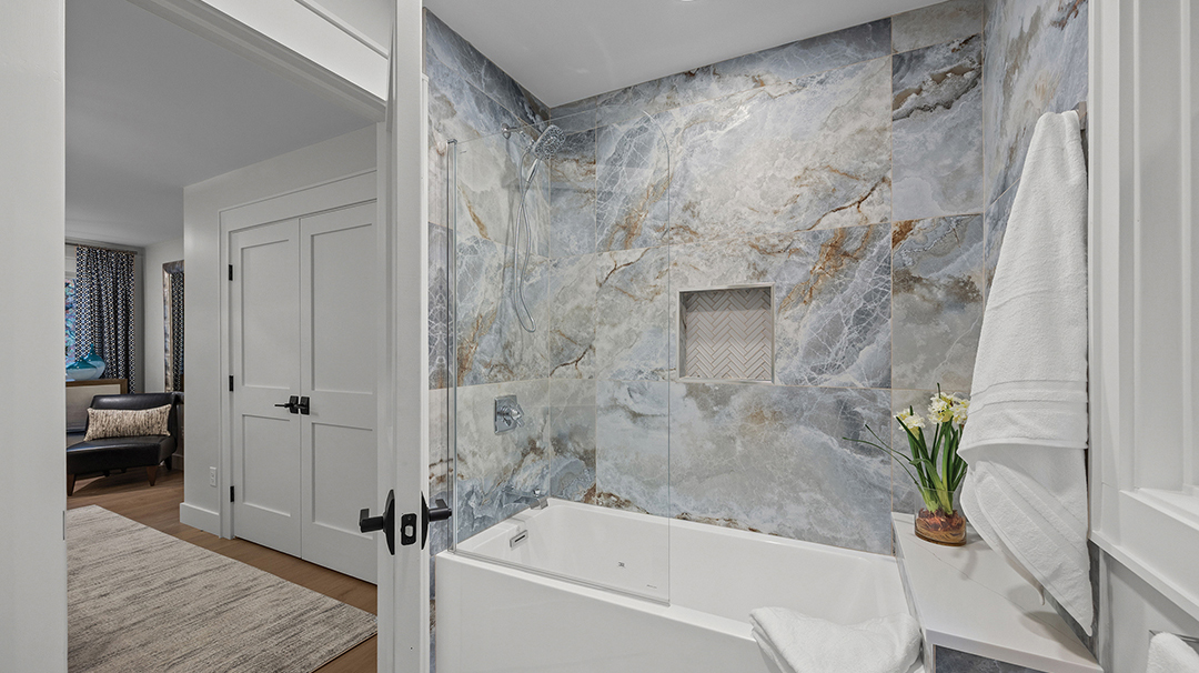 Nth-degree-home-lake-toxaway-nc-bathroom