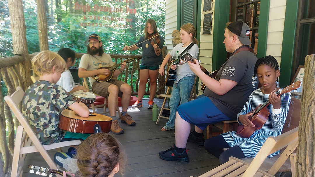 cashiers-nc-jam-musicians