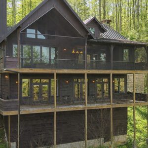 highlands-nc-real-estate-andrea-gabbard-flat-mountain-exterior-spring