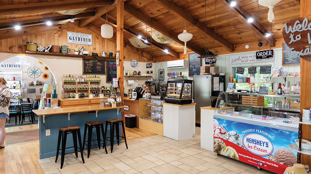lake-toxaway-sweetwater-perk-interior