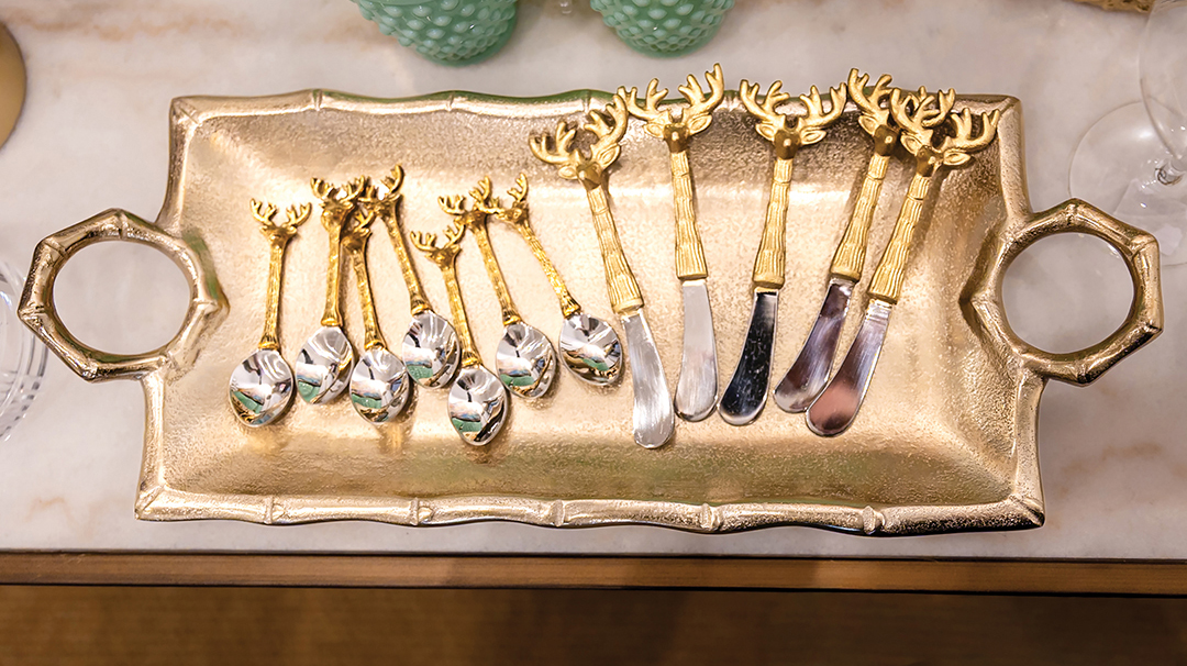 cashiers-nc-shopping-rusticks-gold