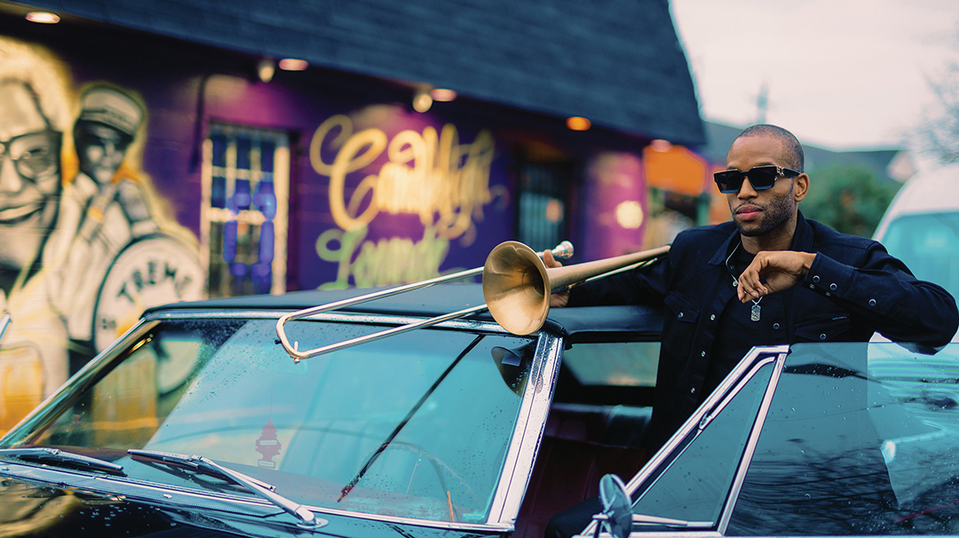 highlands-nc-bear-shadow-Trombone-Shorty