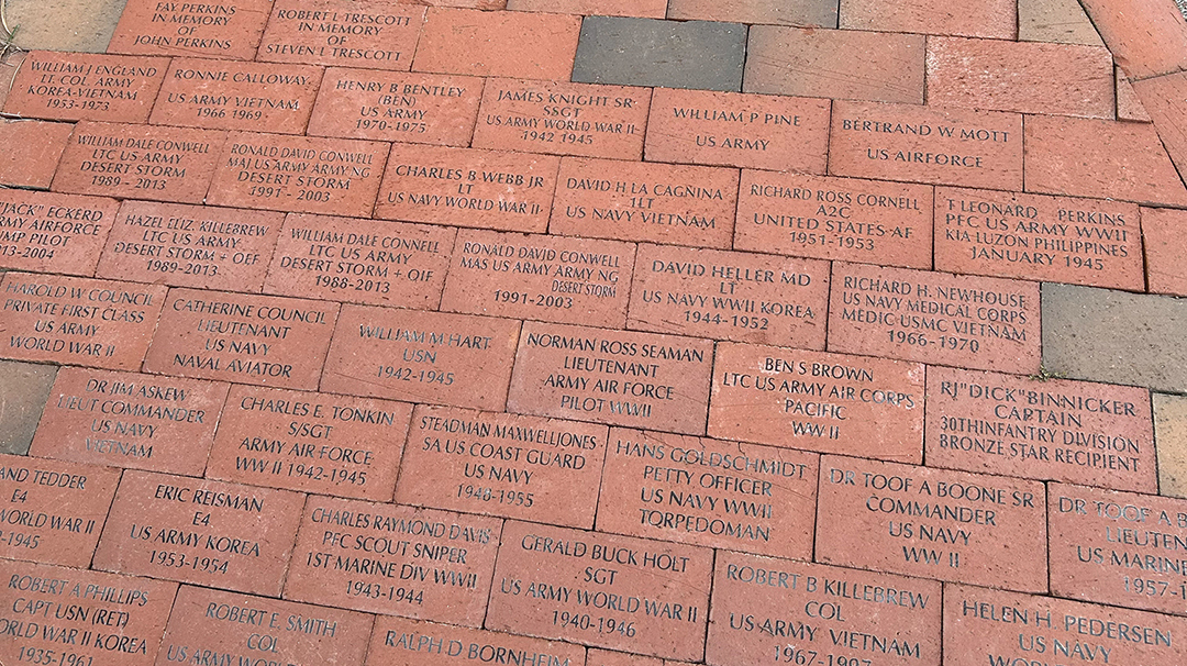 highlands-nc-memorial-bricks