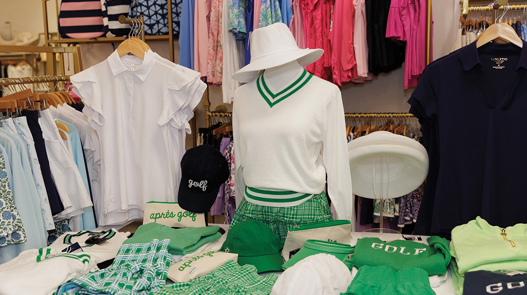 highlands-nc-shopping-elenas-green