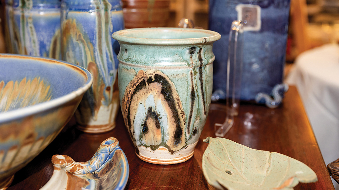 highlands-nc-shopping-peak-experience-pottery