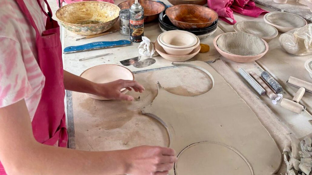 highlands-nc-visual-arts-bascom-empty-bowls-pottery