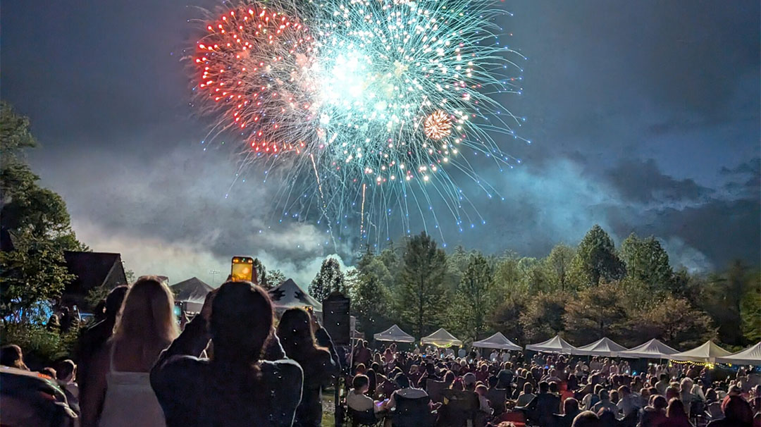 cashiers-nc-village-green-fireworks-extravaganza-26