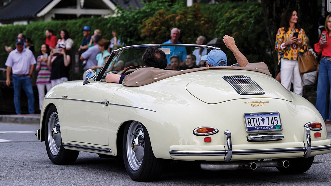 highlands-motoring-festival-parade-rear-end