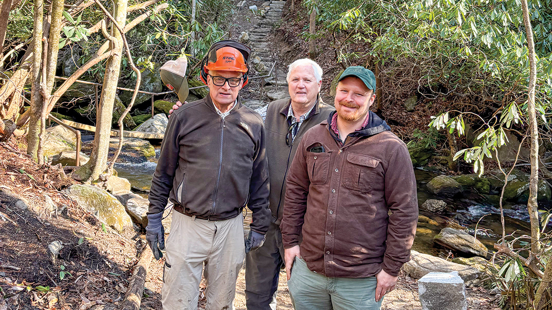 highlands-nc-blue-ridge-hikers-trail-Jim-Chance-Mike-King-Kyle-Pursel