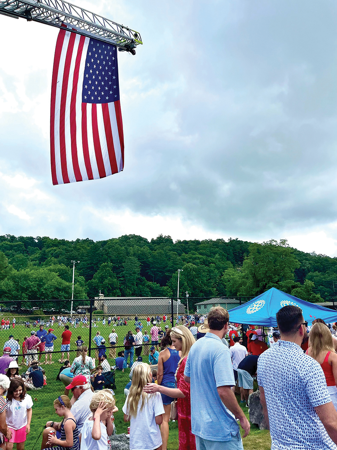 highlands-nc-july-4-flag-field