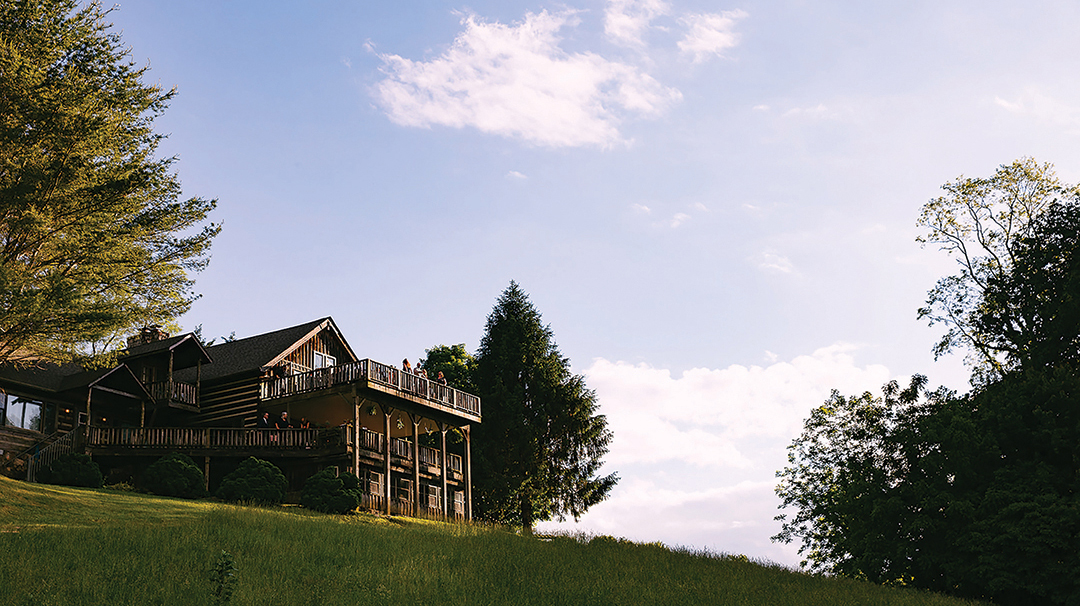 lake-toxaway-earthshine-exterior.jpg