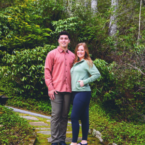 lake-toxaway-shopping-headwaters-outfitters copy