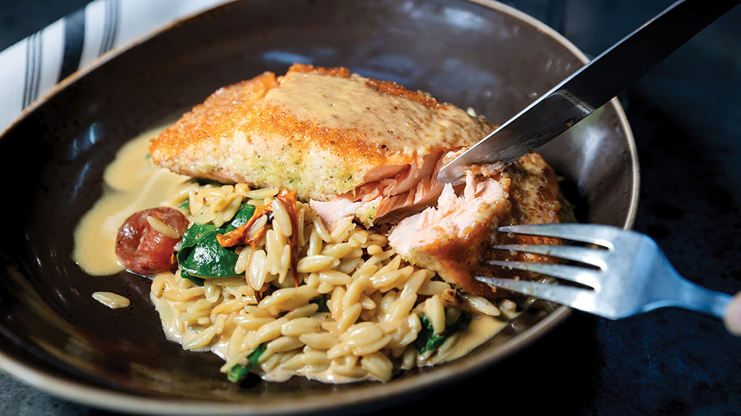 Glenville-nc-dining-glenville-happs-salmon