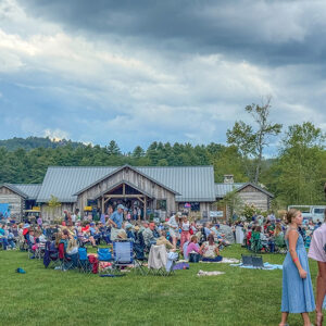 cashiers-nc-brookings-bash-building-crowd