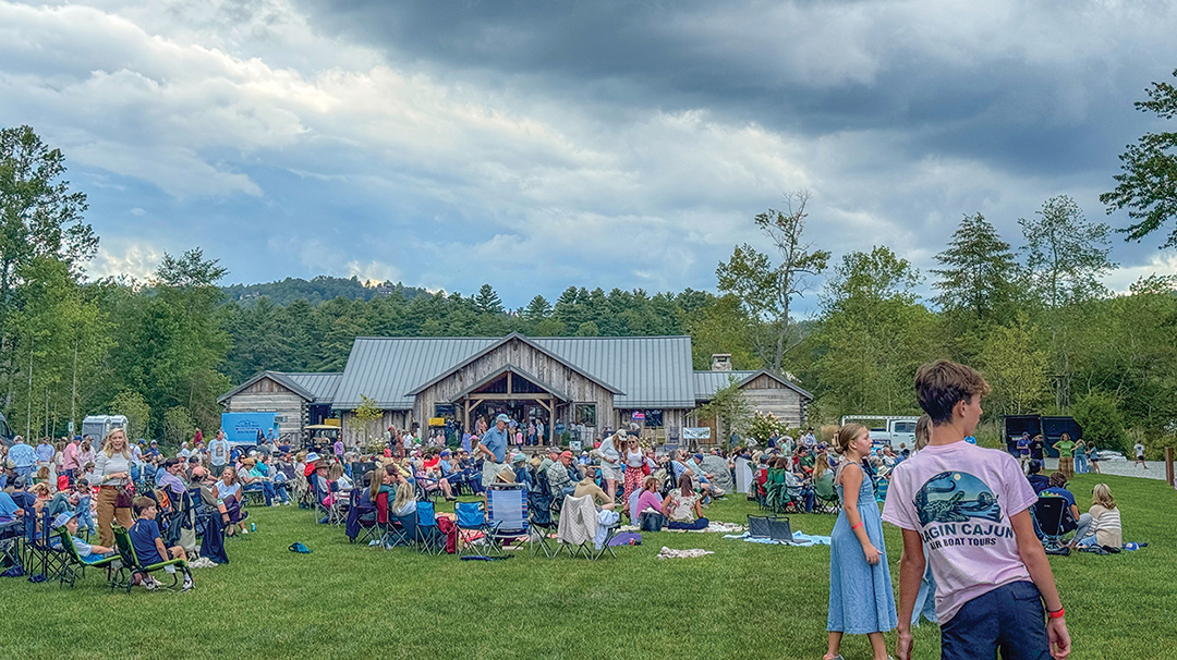 cashiers-nc-brookings-bash-building-crowd