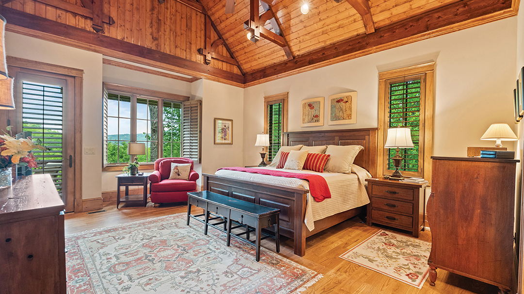 cashiers-nc-home-for-sale-cashiers-valley-real-estate-bedroom