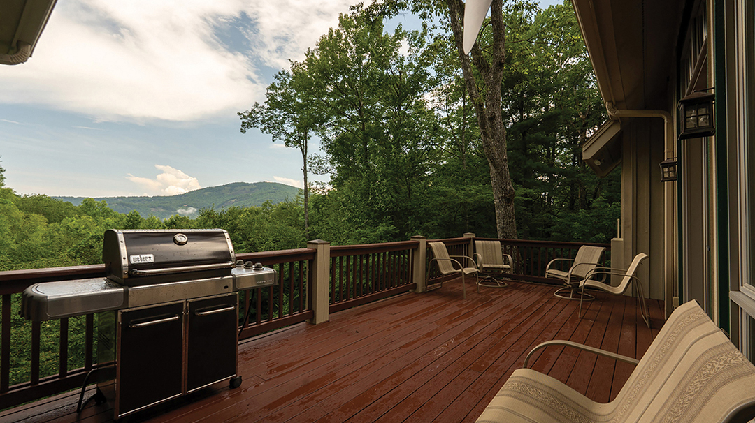 cashiers-nc-home-for-sale-cashiers-valley-real-estate-deck