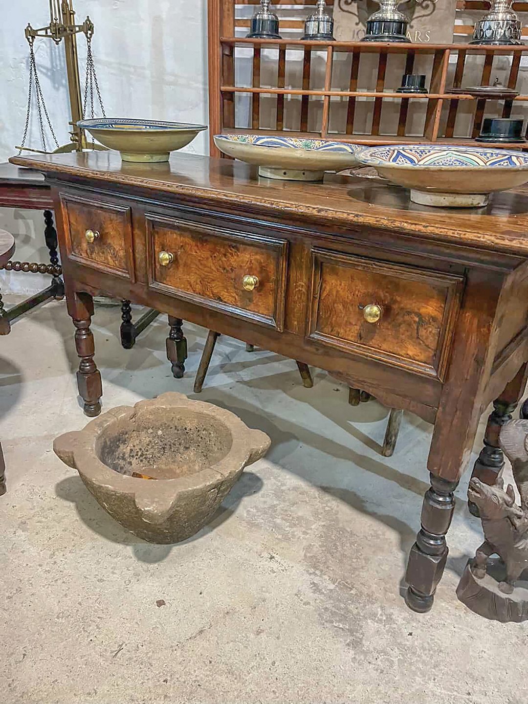 cashiers-nc-vivianne-metzger-antiques-furniture