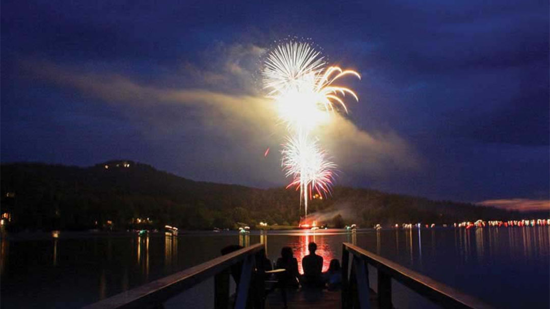 glenville-nc-fireworks-over-lake-glenville