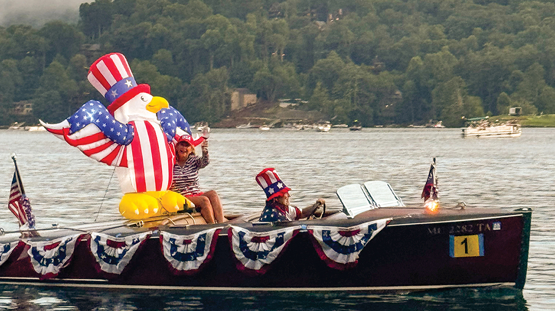 glenville-nc-july-4-boat-parade