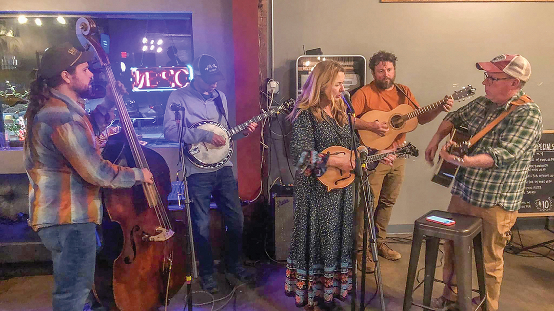 highlands-nc-byrds-crows-band