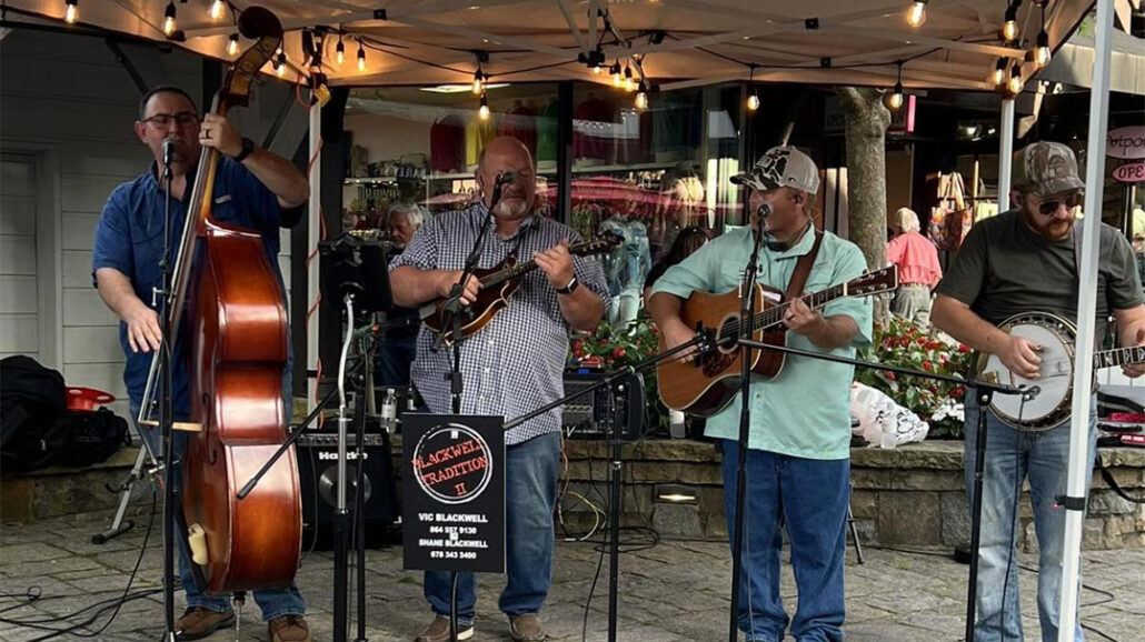 highlands-nc-live-music-town-square-friday-night-live-concert-series-blackwell-tradition-II