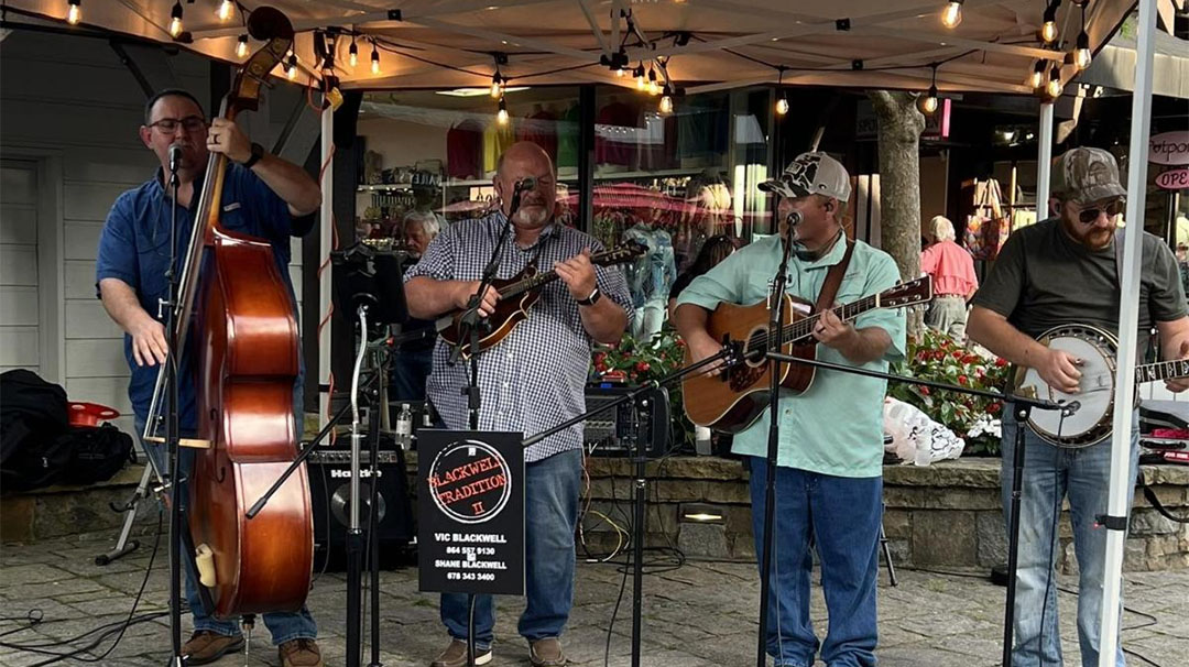 highlands-nc-live-music-town-square-friday-night-live-concert-series-blackwell-tradition-II