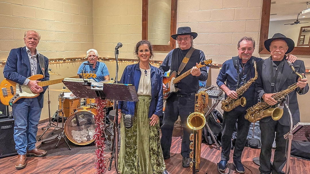 highlands-nc-moon-dance-band