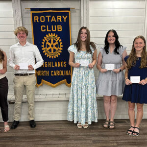 highlands-nc-rotary-scholarship-winners