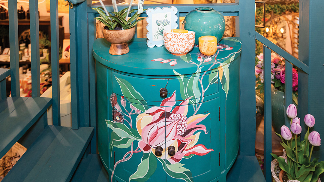 highlands-nc-shopping-dutchmans-stephanie-teal-cabinet