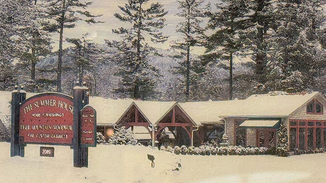 highlands-nc-shopping-summer-house-exterior-snow