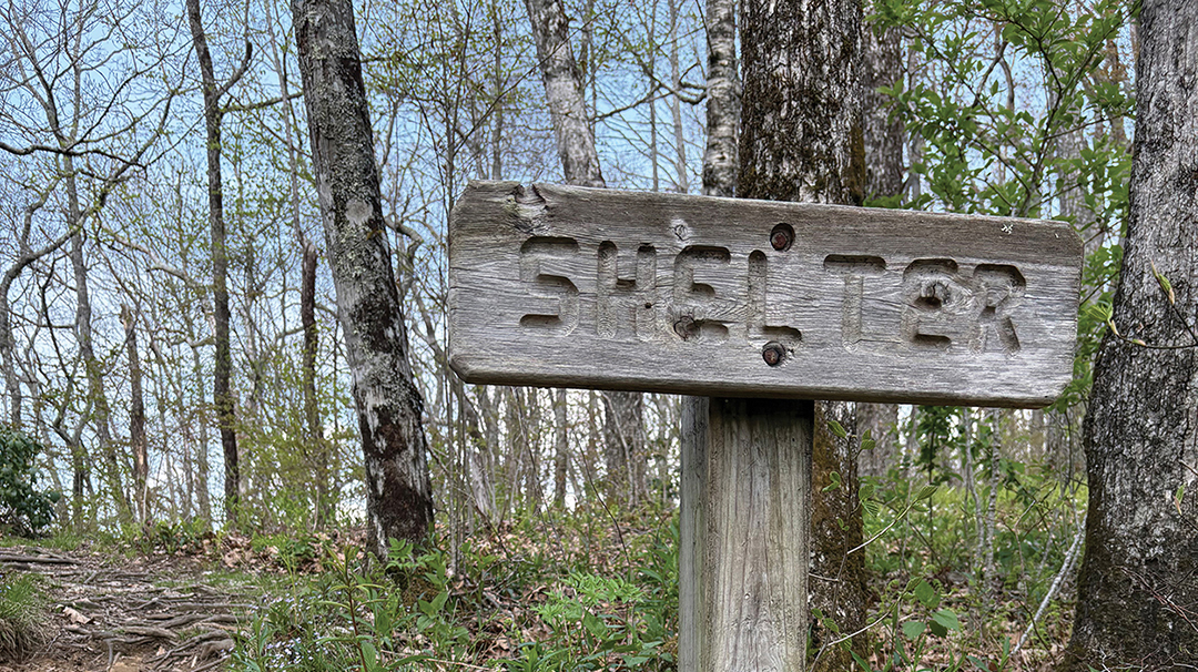 standing-indian-sign