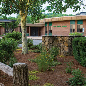 cashiers-nc-blue-ridge-school-exterior