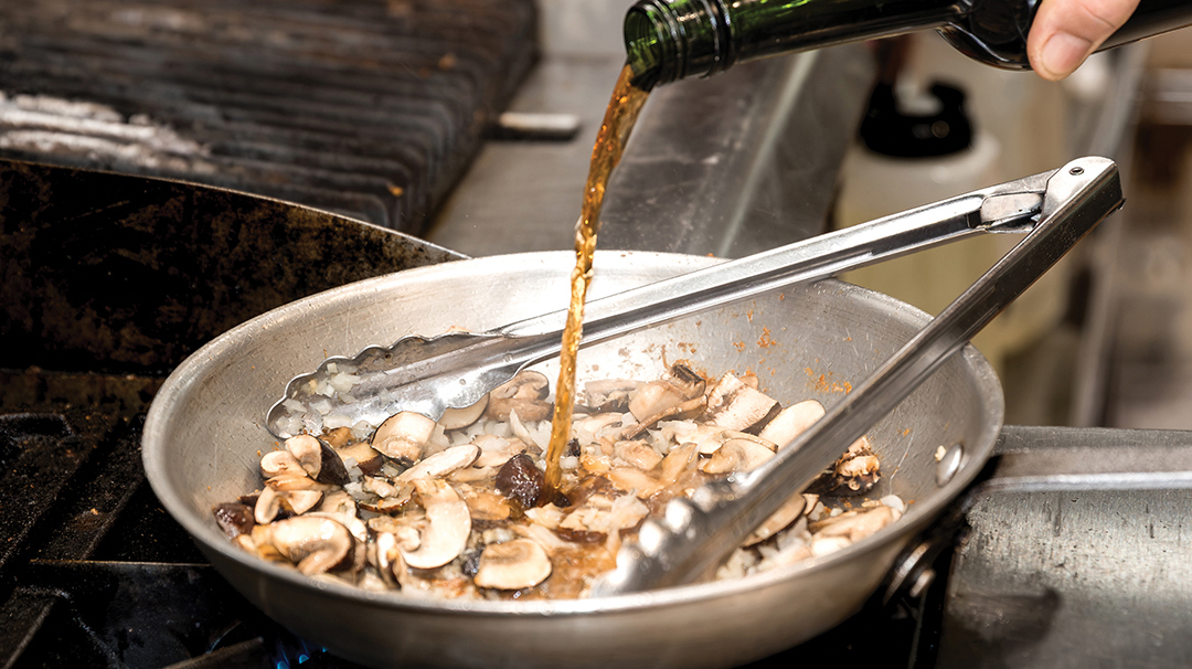 highlands-bistro-recipe-chicken-marsella-pan