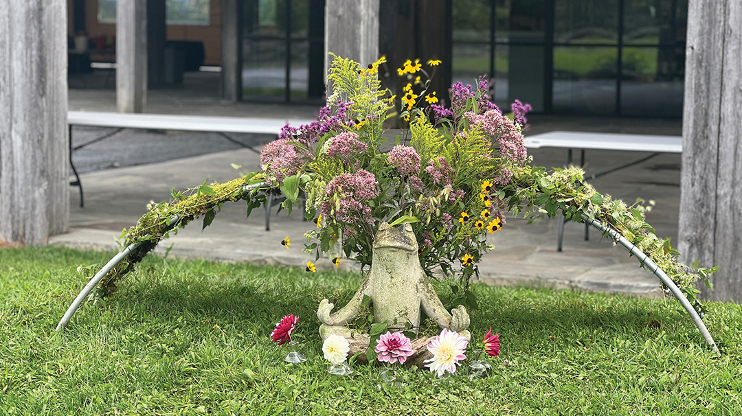 highlands-nc-bascom-dahlia-festival-yoga