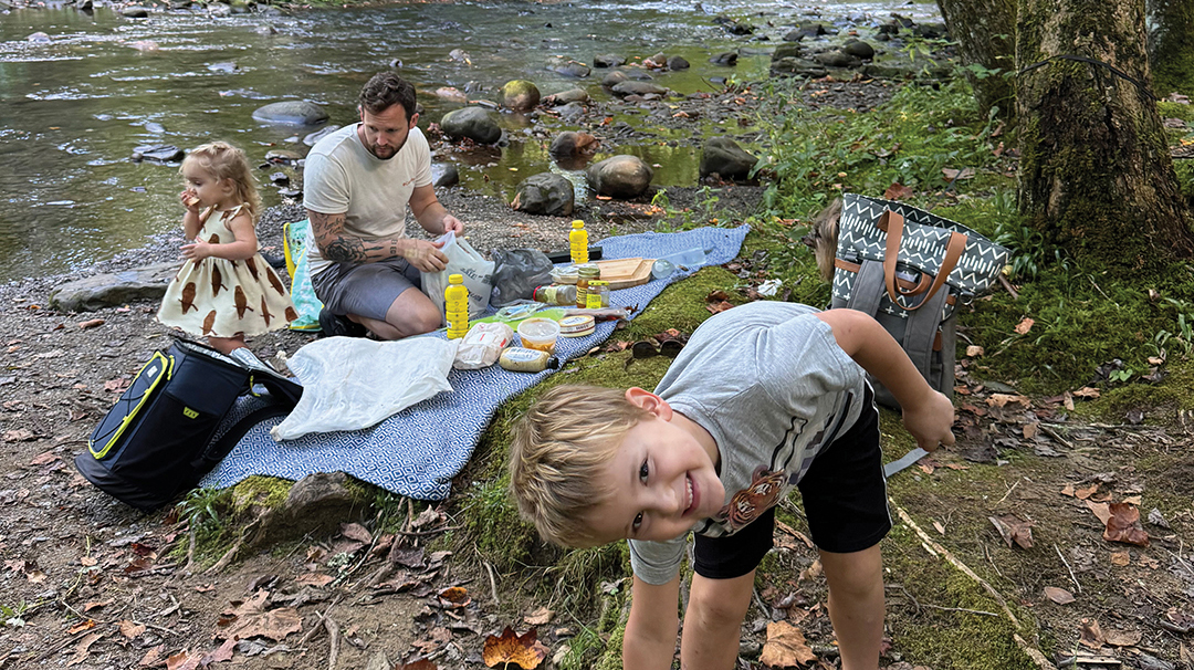 highlands-nc-catching-up-with-nature-greyson-family