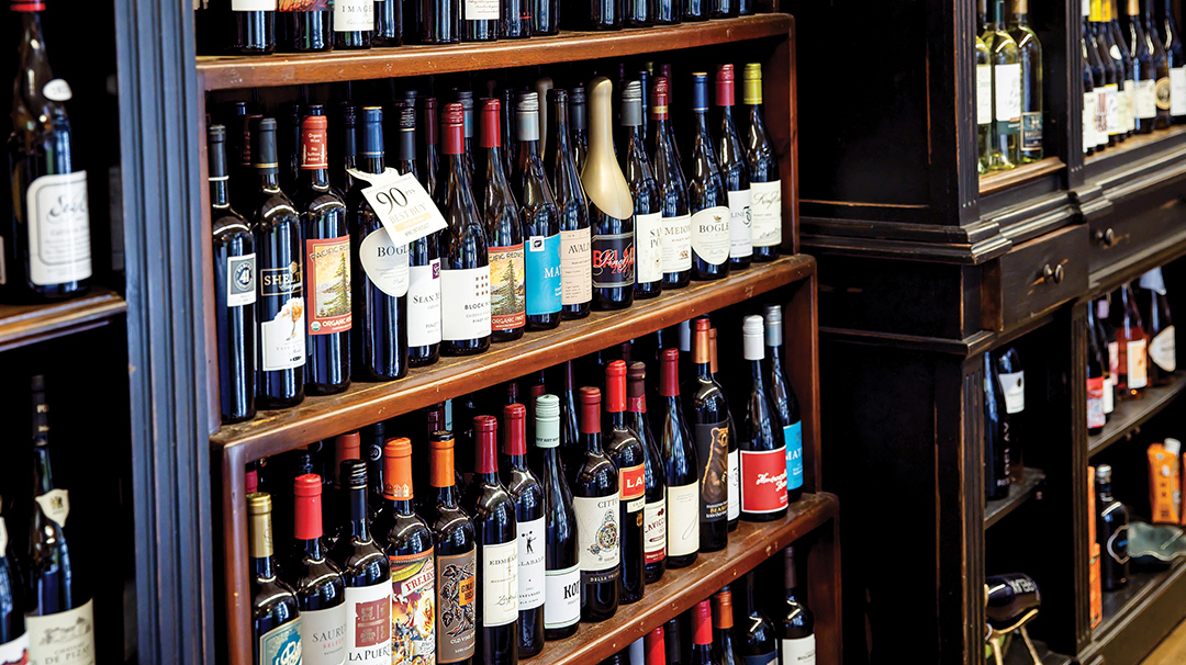 highlands-nc-dusty-rhodes-supperette-wine
