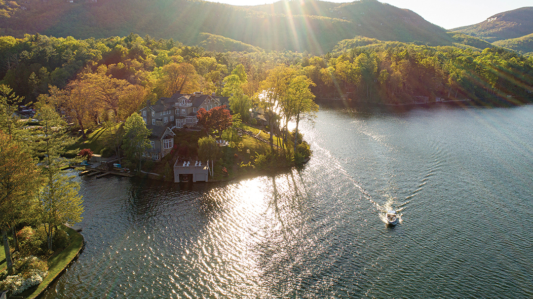 lake-toxaway-nc-greystone-inn-aerial