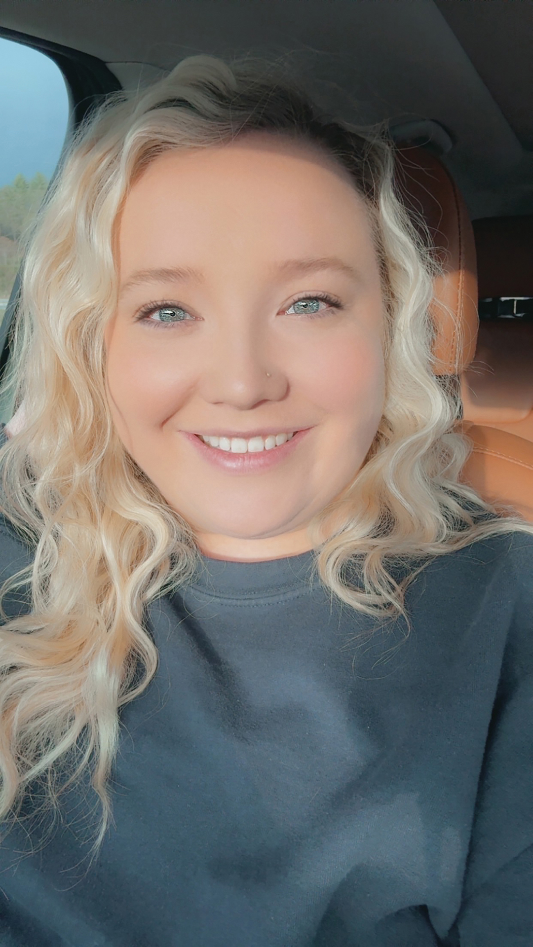 scaly-mountain-womens-club-scholarship-katie