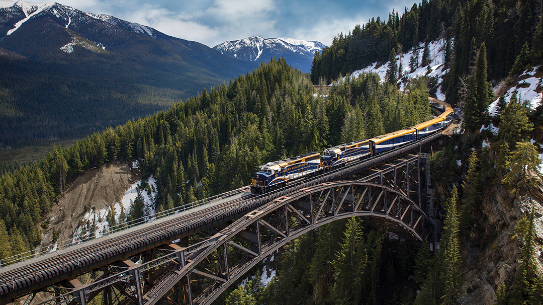 travel-with-hilary-Rocky-Mountaineer-train