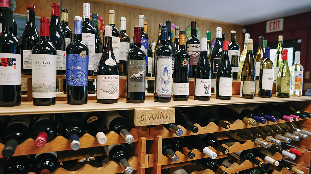 historic-toxaway-market-wine
