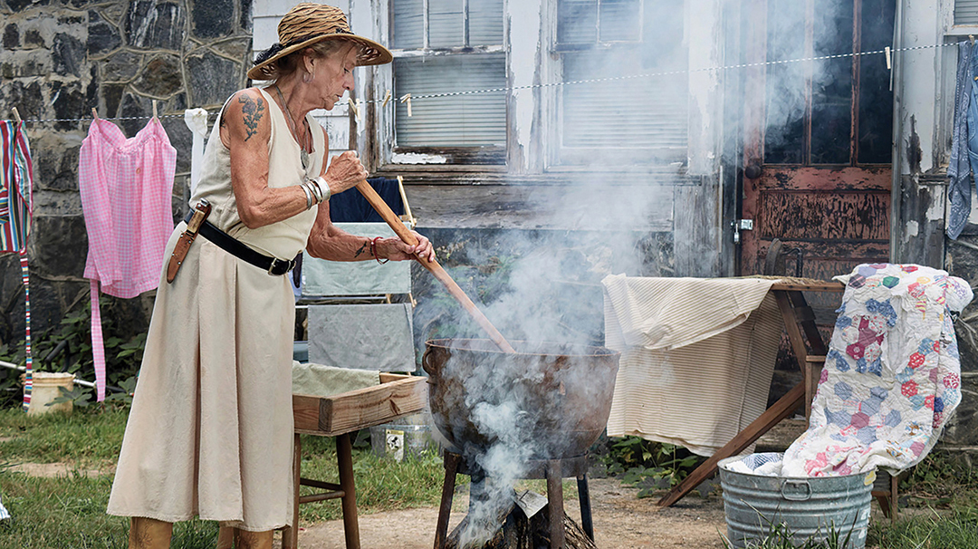 cashiers-highlands-nc-green-market-rebecca-queen-stirring
